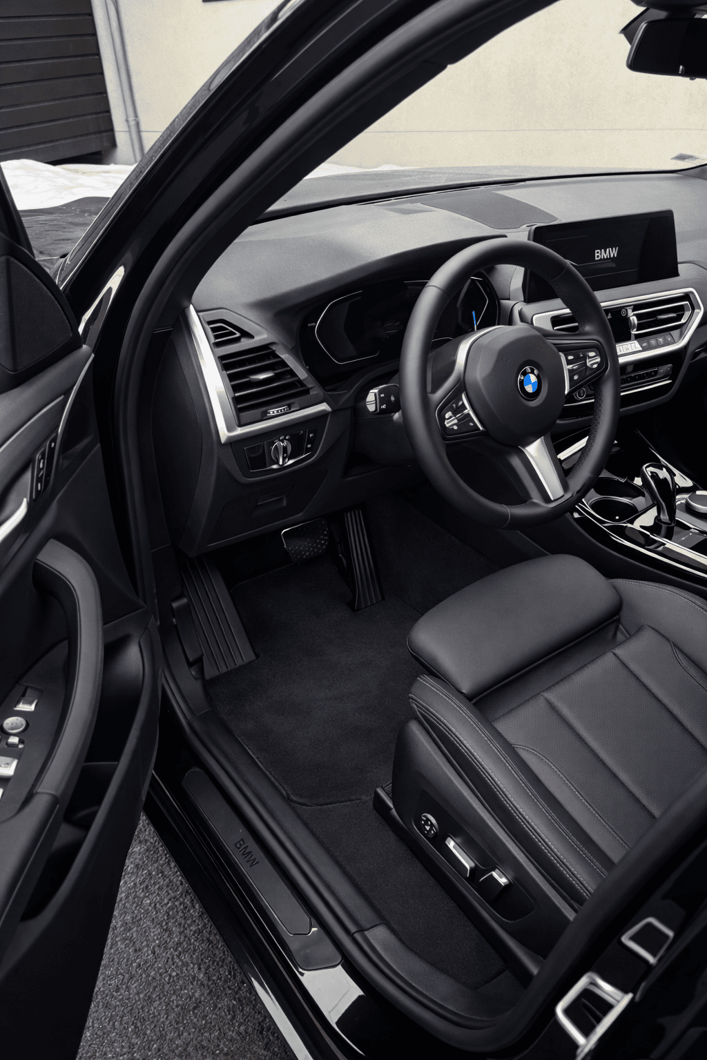 Before and after detailing split view